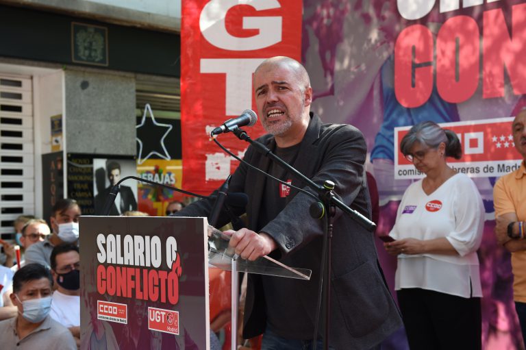 Ccoo Y Ugt Se Movilizan Ante La Ceoe Y La Ceim Para Exigir Subidas Salariales