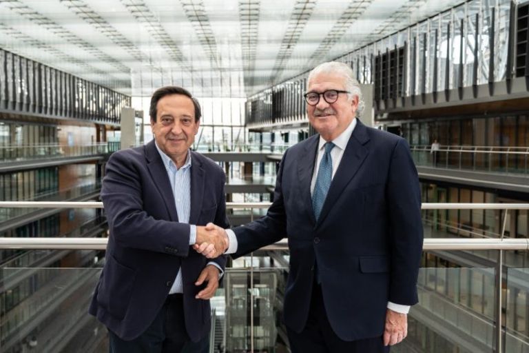 Europapress 5144125 Jose Bogas Consejero Delegado Endesa Junto Pedro Barato Presidente Asaja