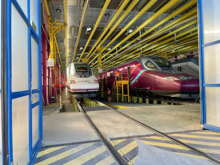 Europapress 4426923 Taller Trenes Renfe