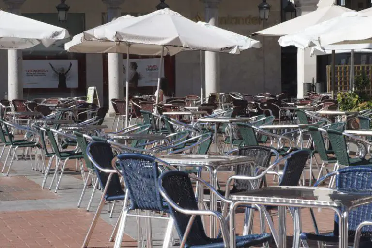 Europapress 3298723 Terrazas Bares Vacias Plaza Mayor Valladolid Castilla Leon Espana