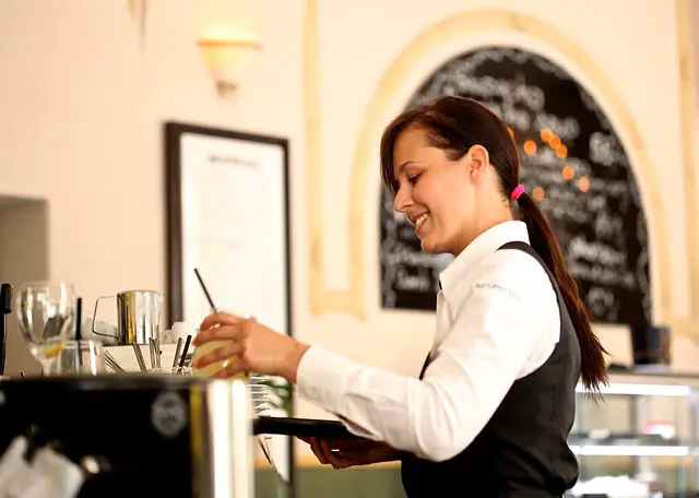 Waitress 2376728