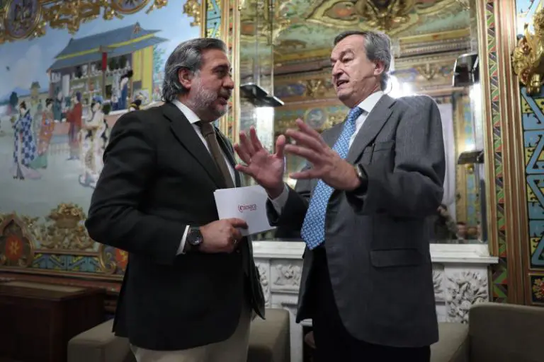 Europapress 6366809 Presidente Camara Comercio Angel Asensio Ceo Banco Sabadell Cesar