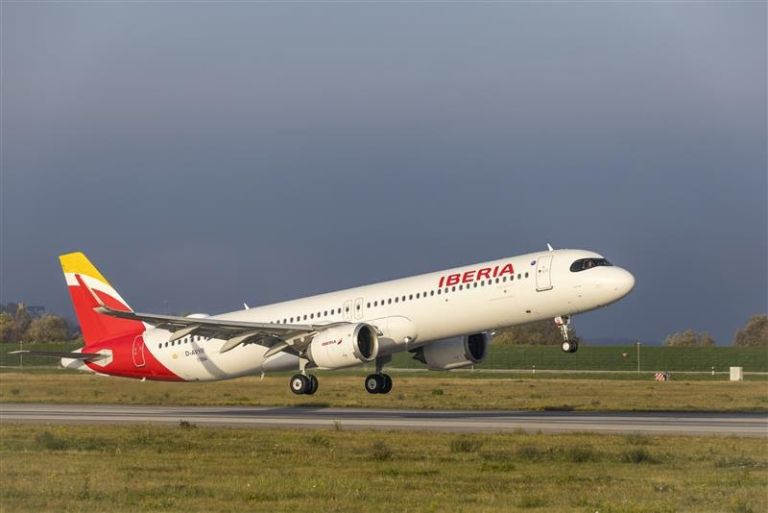 Iberia Mantenimiento Obtiene La Capacitación Para El Mantenimiento De Ruedas Y Frenos Del Airbus A321xlr