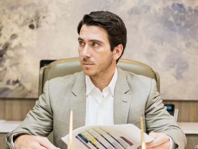 Reinaldo Ramos Dagostino Presenta La Visin De Grupo Capital