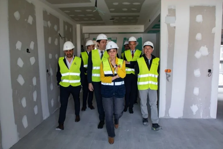 Europapress 7428371 Ministra Vivienda Agenda Urbana Isabel Rodriguez Visita 40 Viviendas