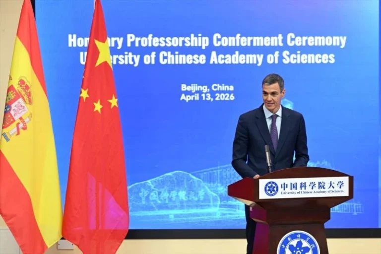 Europapress 7434528 Presidente Gobierno Pedro Sanchez Recibe Catedra Honoraria Academia China