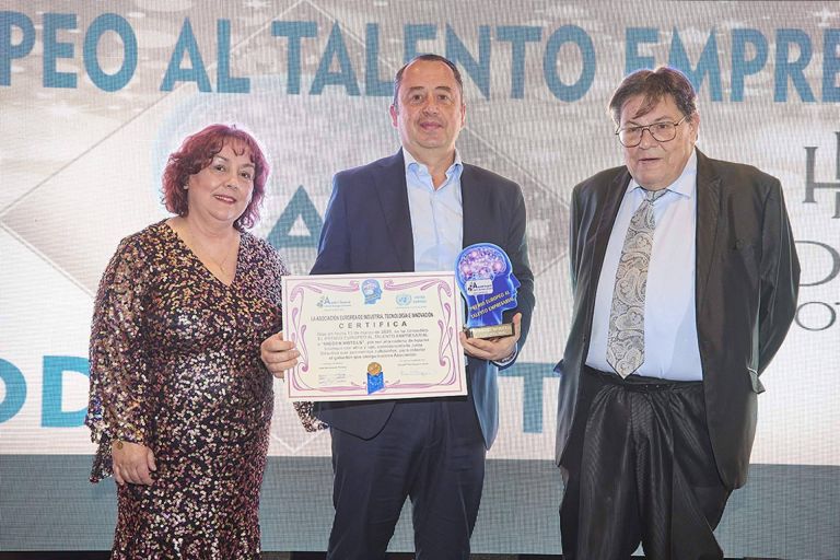 Img 7b39150c48069a68d583678fe78b8f