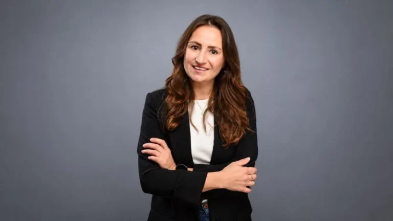 Albina Iljasov Co Ceo De Xcharge