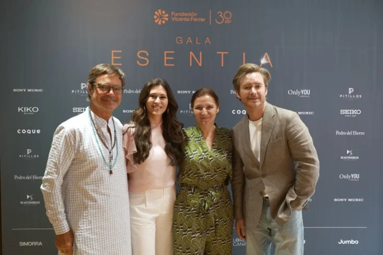Eduardo Perez Cabrero Marilia Luz Mara Sanz Y Pablo Rivero