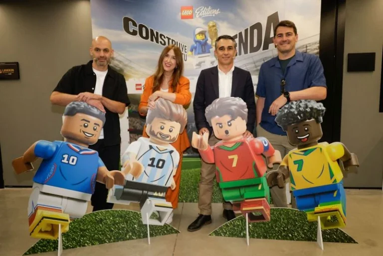 Lego Construye Tu Leyenda
