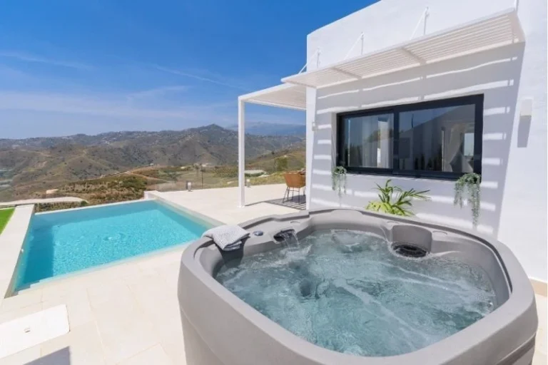 Europapress 6517304 Casa Rural Piscina Jacuzzi