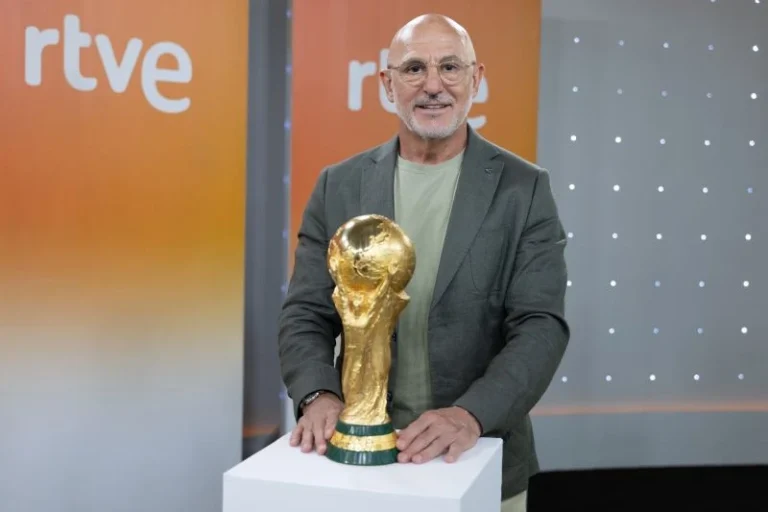 Europapress 7683227 Seleccionador Nacional Futbol Luis Fuente Fue Entrevistado Telediario