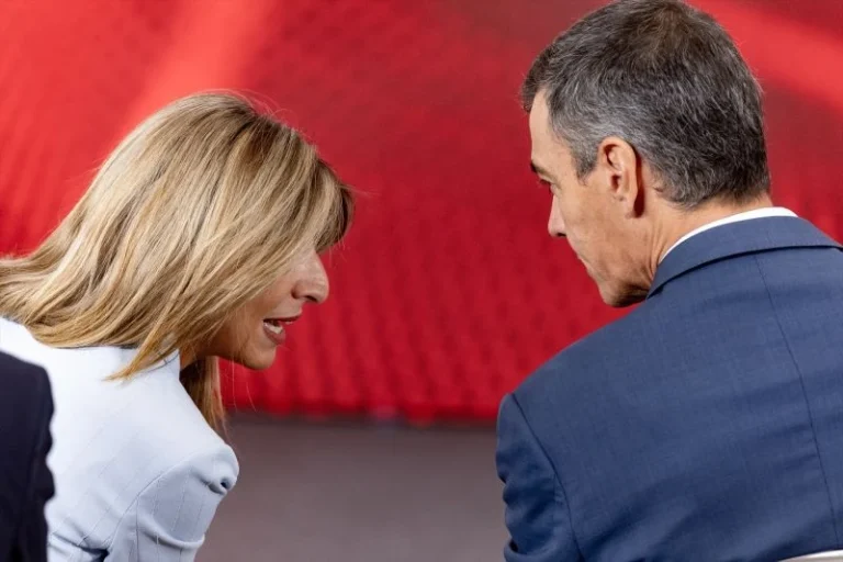 Europapress 7789298 Presidente Gobierno Pedro Sanchez Vicepresidenta Segunda Ministra Trabajo